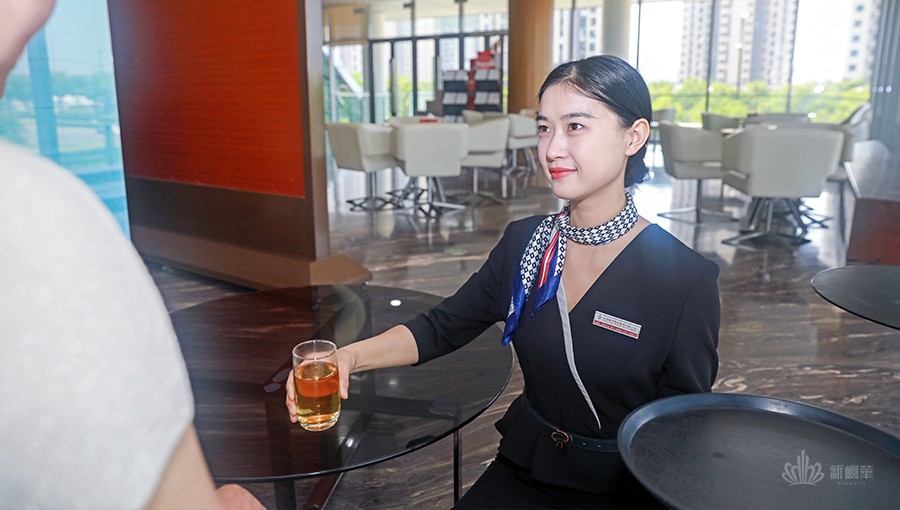 展示中心水吧客服